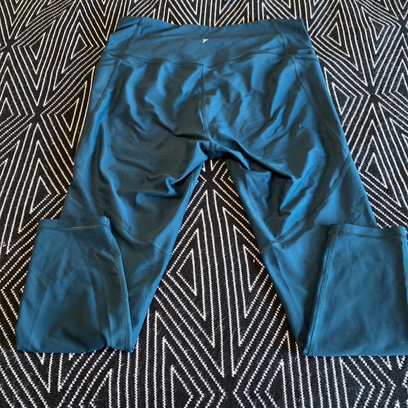 Old Navy Active Leggings - Picture 4 of 7